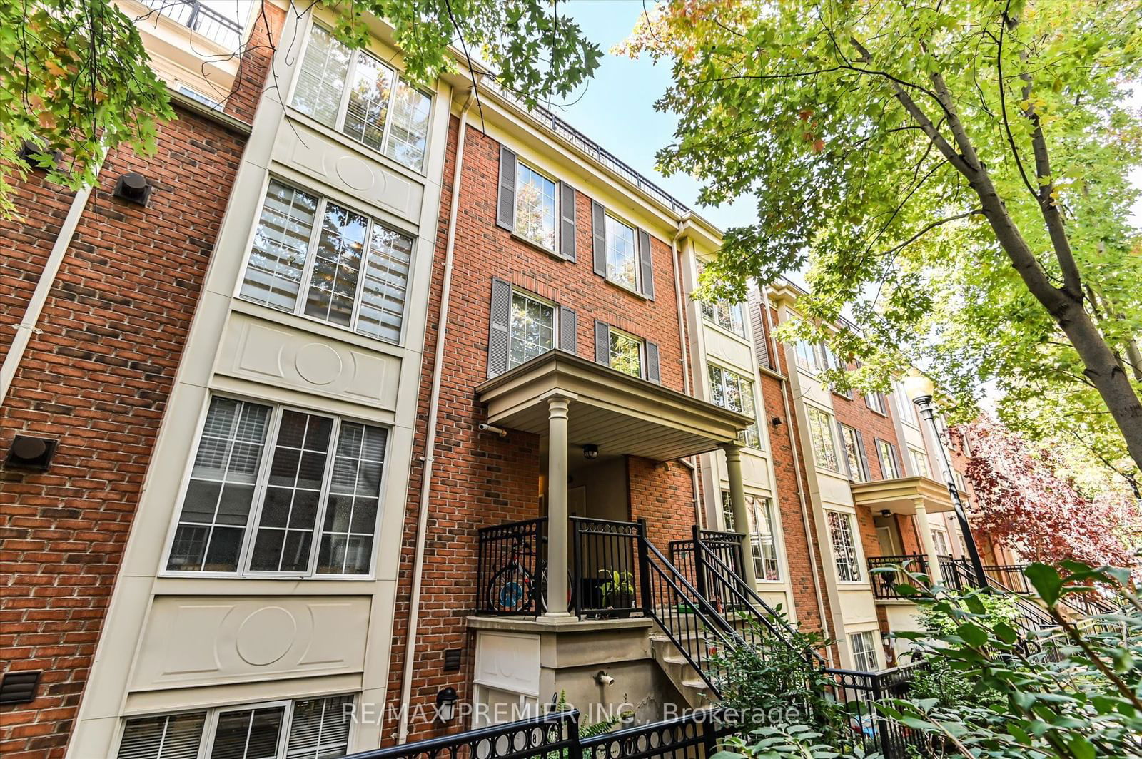 Everson Townhomes, North York, Toronto