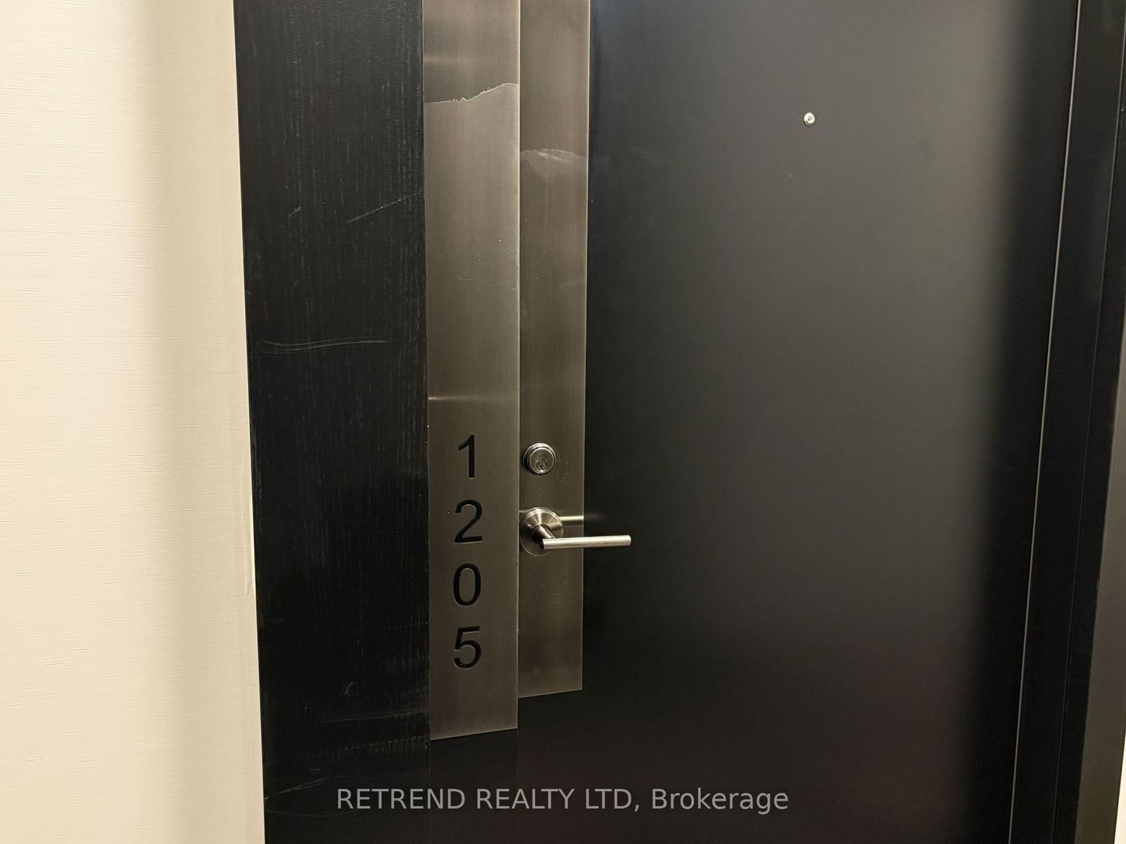 101 erskine Ave, unit 1205 for rent