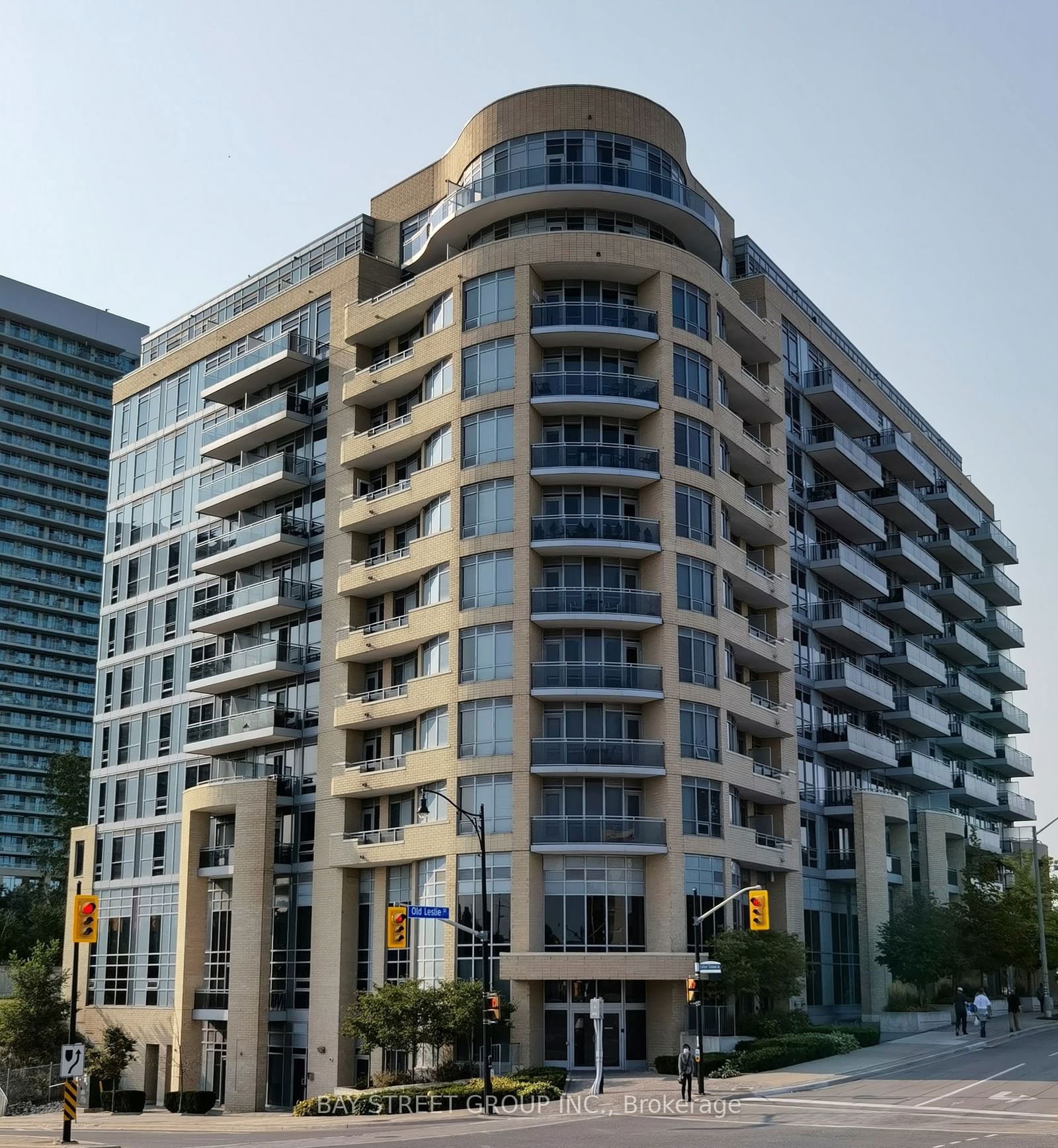 2756 Old Leslie St, unit 216 for rent