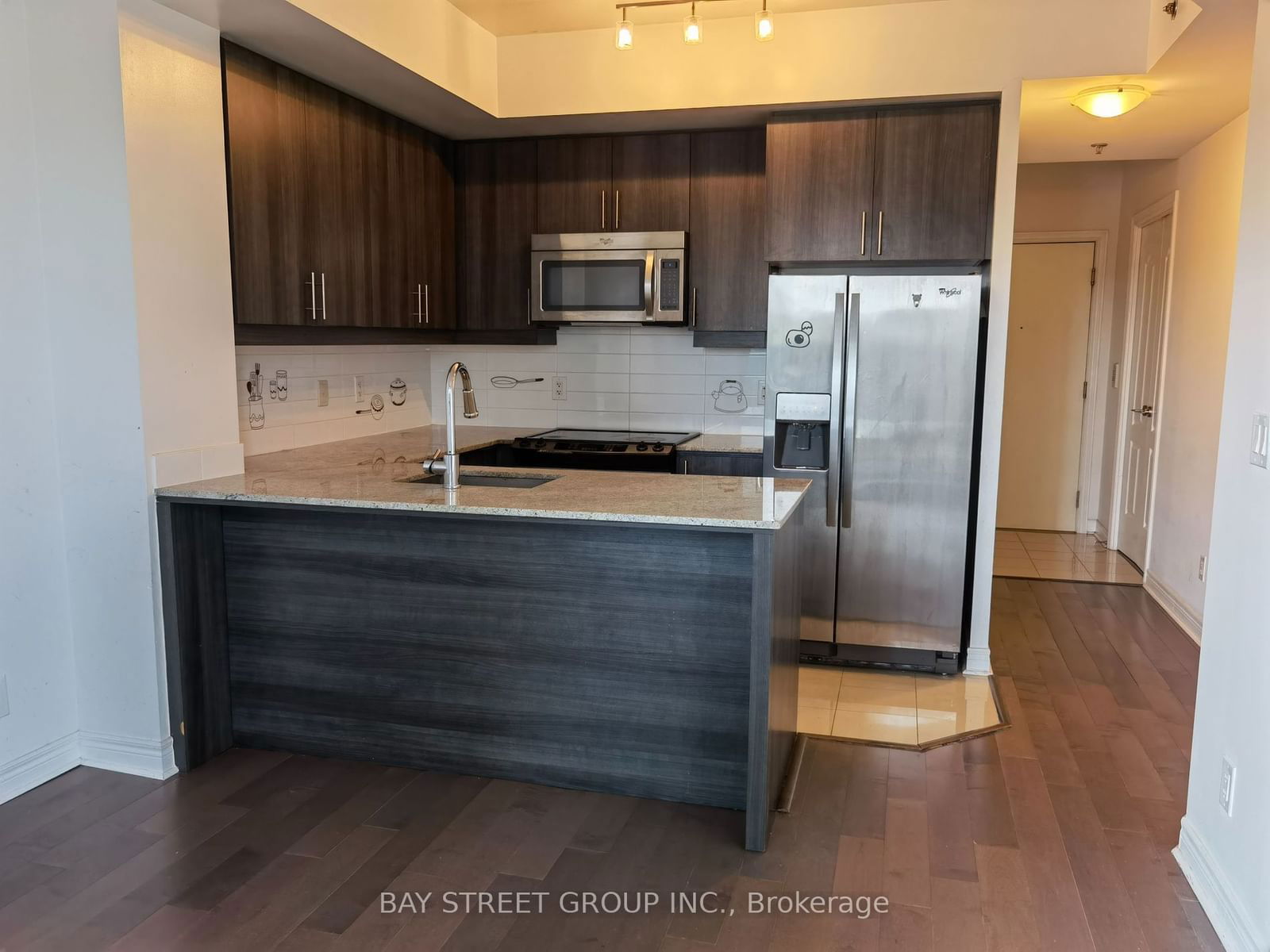 2756 Old Leslie St, unit 216 for rent