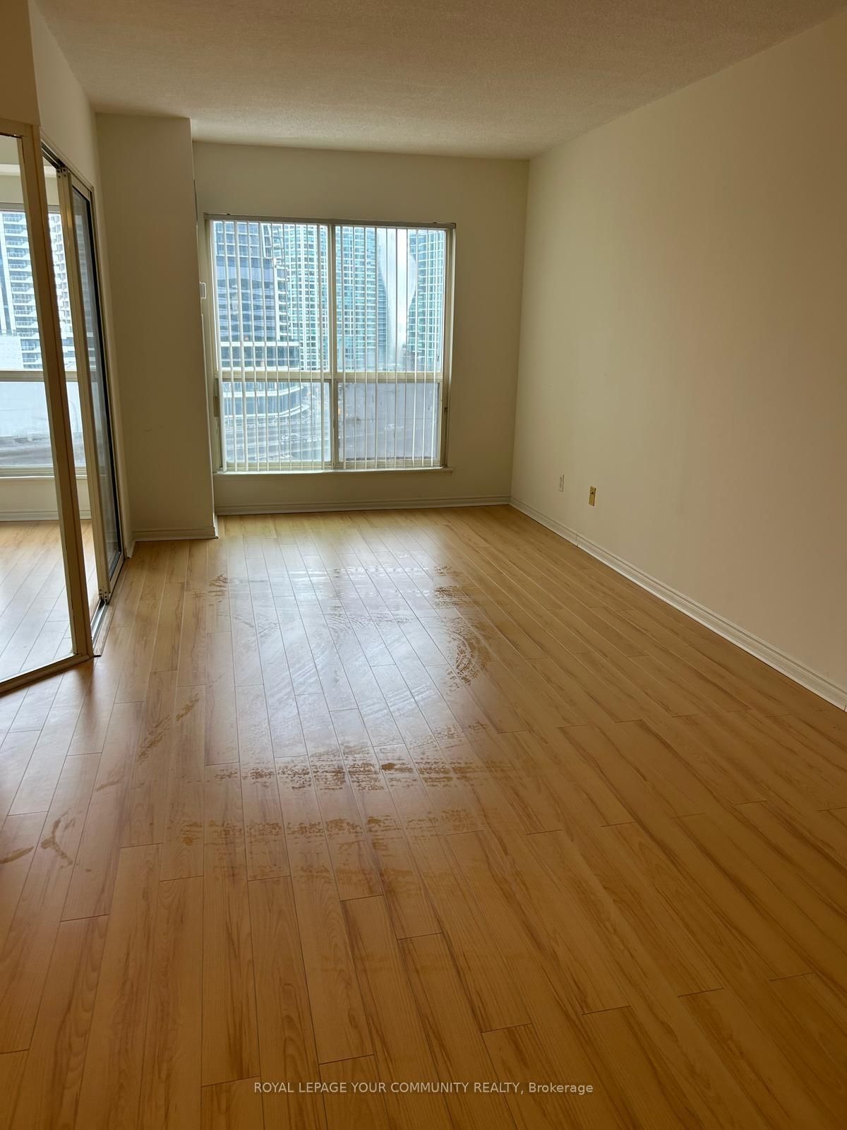 25 The Esplanade, unit 1118 for rent