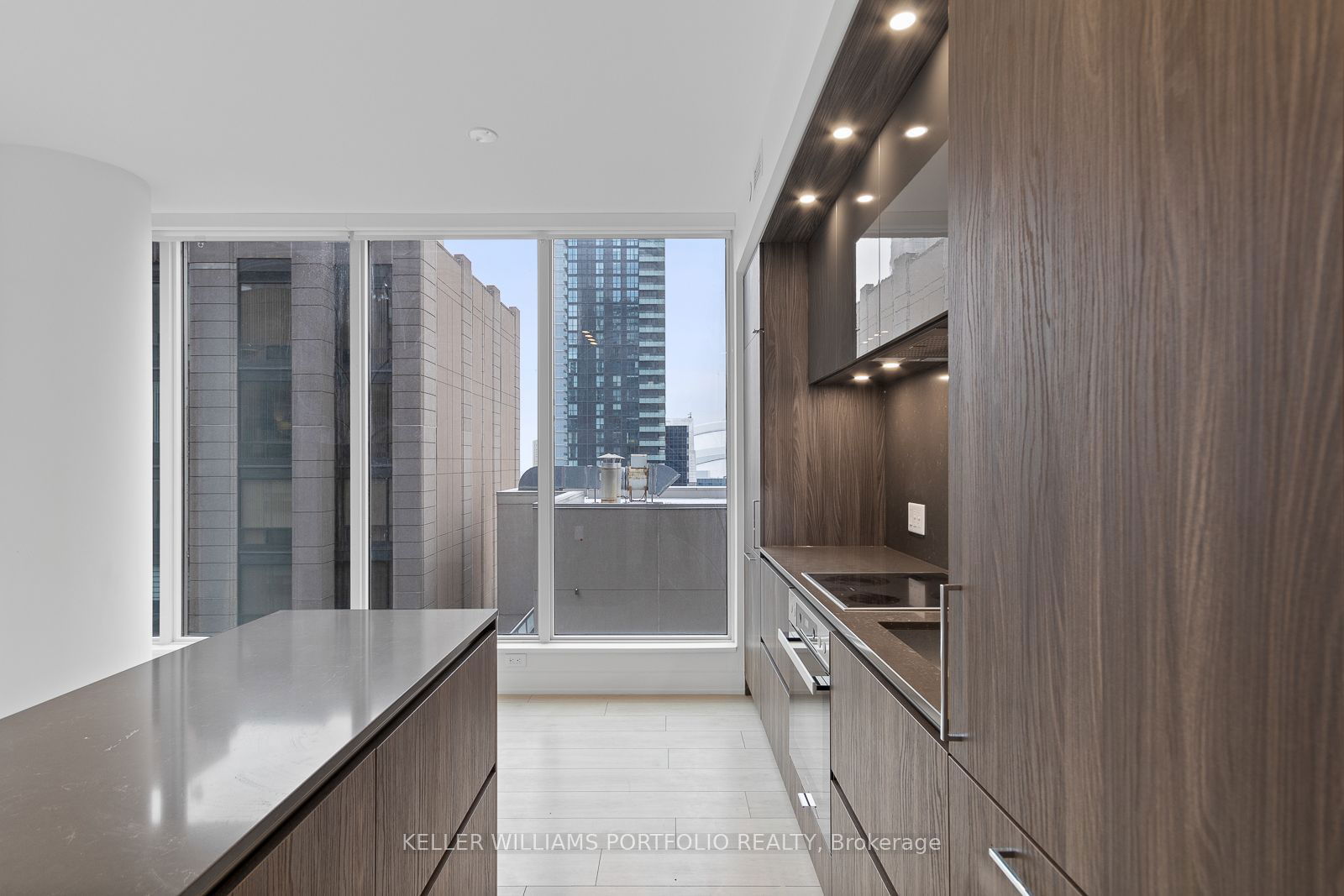 15 Mercer St, unit 1408 for rent