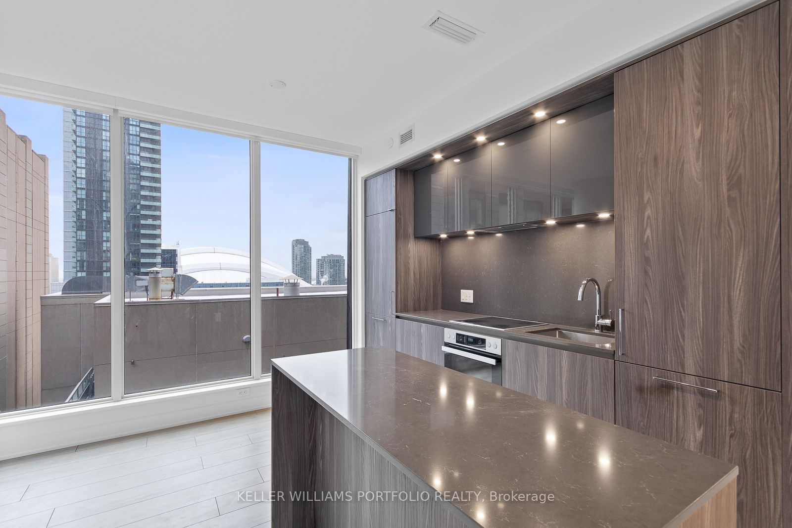 15 Mercer St, unit 1408 for rent