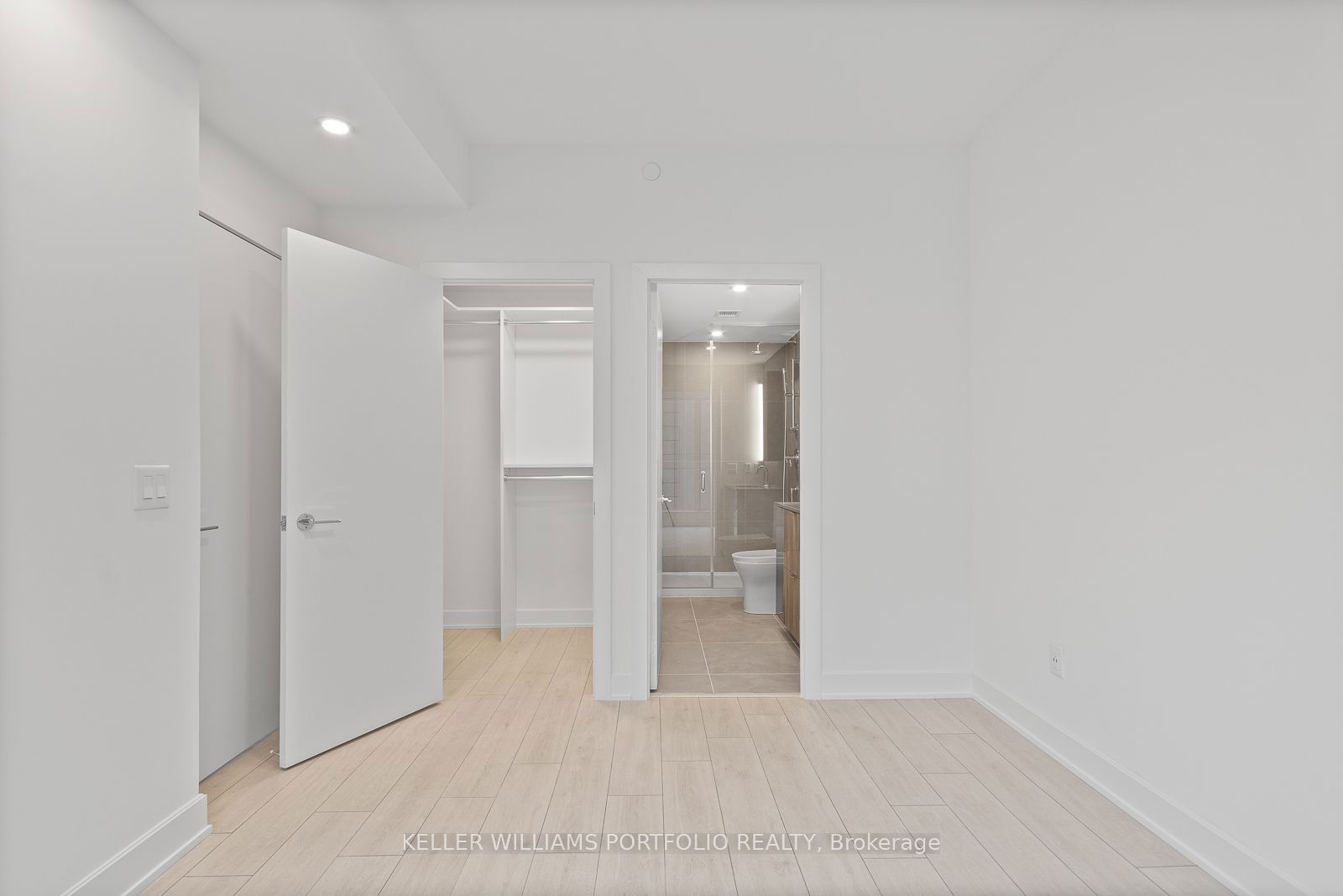 15 Mercer St, unit 1408 for rent