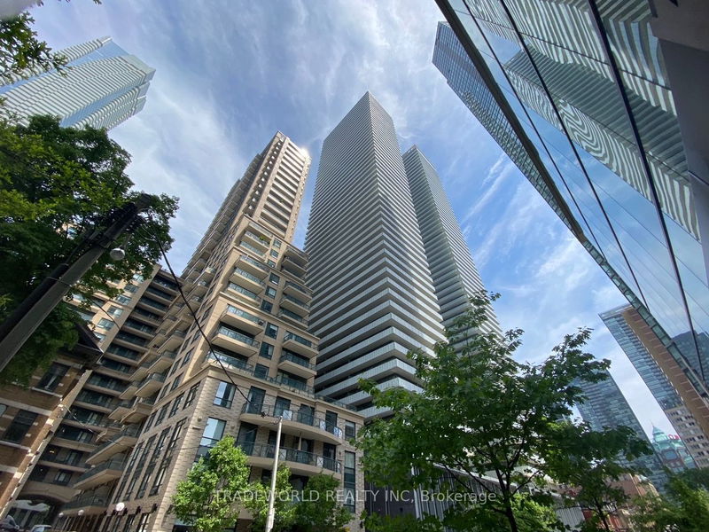 42 Charles St E, unit 3108 for rent