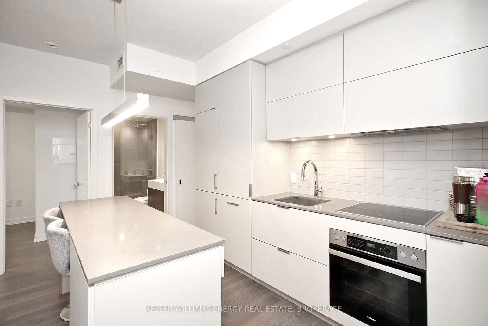 15 Lower Jarvis St, unit 2913 for rent