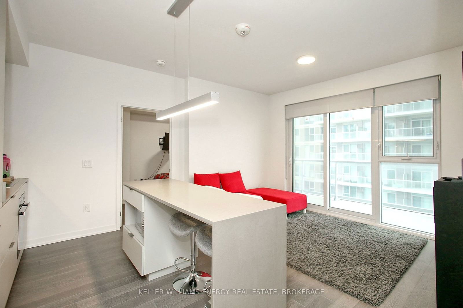 15 Lower Jarvis St, unit 2913 for rent