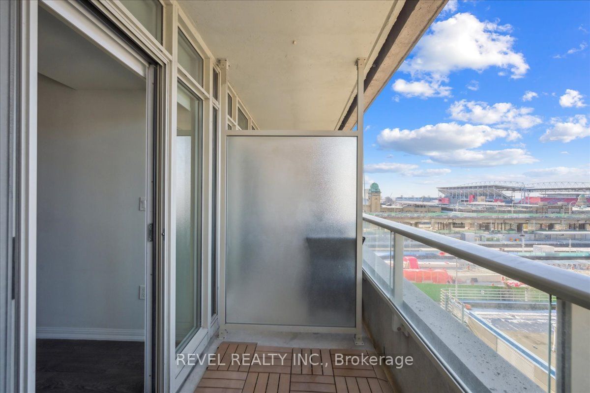 85 East Liberty St, unit 701 for sale