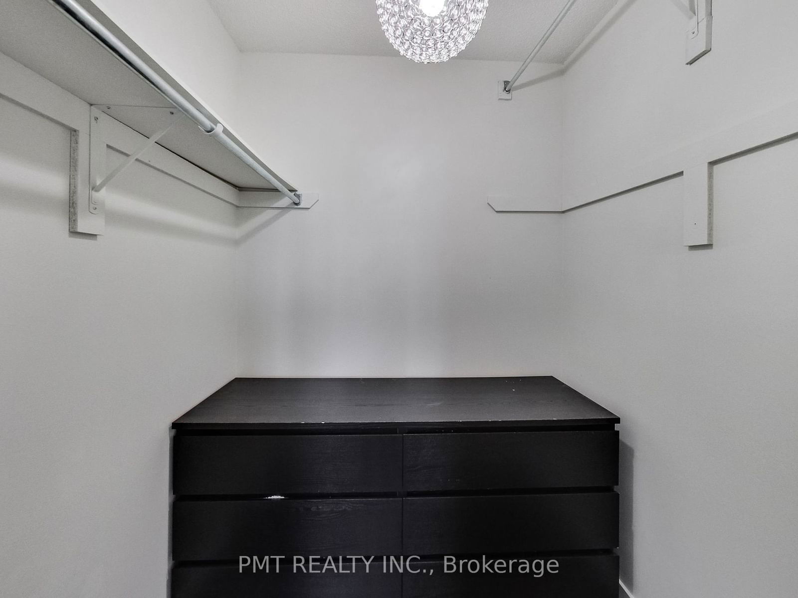 109 Front St E, unit PH02 for rent