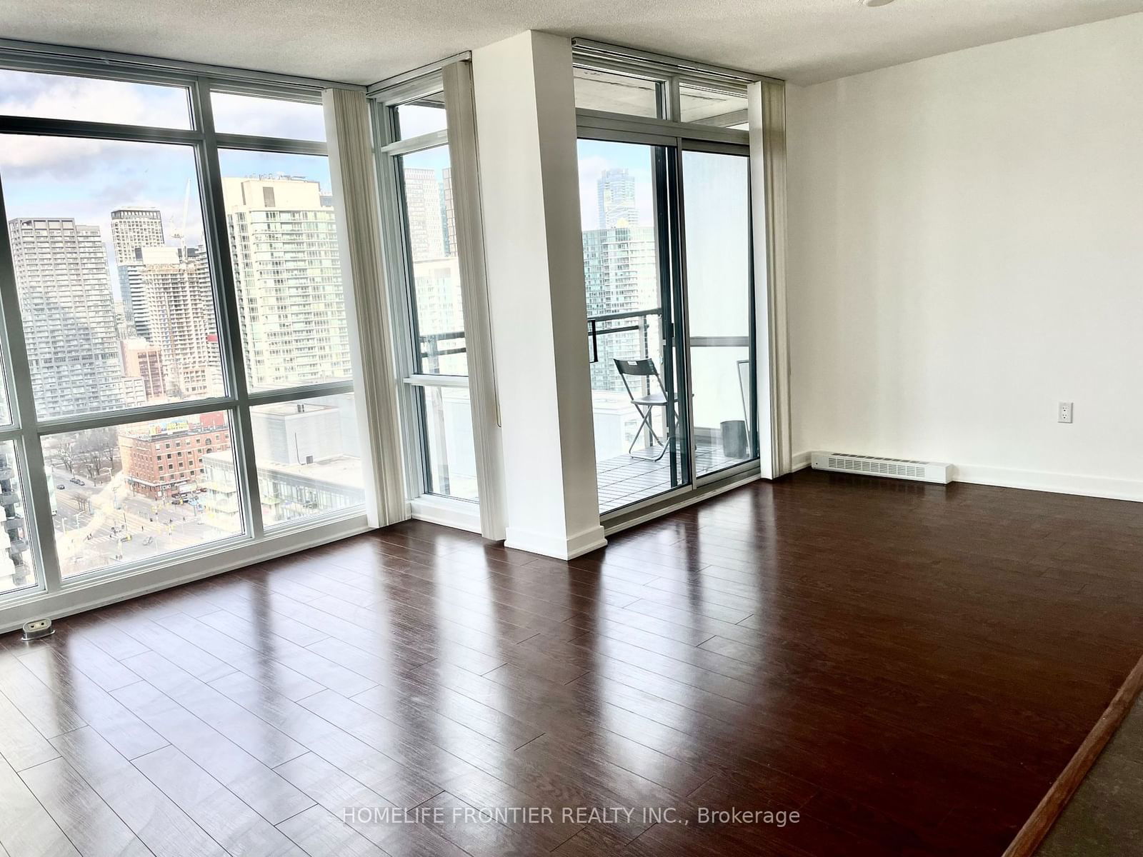 15 Fort York Blvd N, unit 3103 for rent