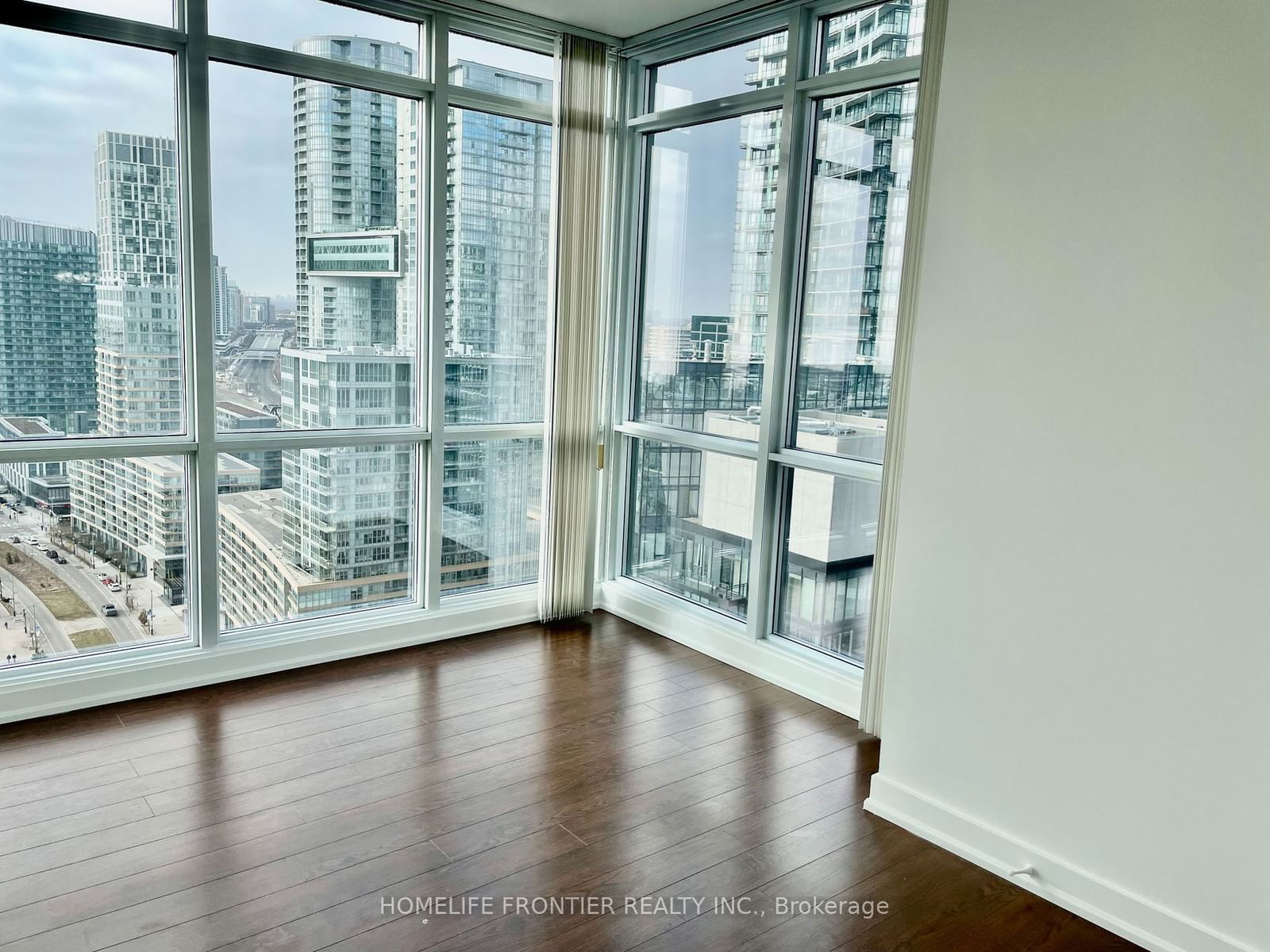 15 Fort York Blvd N, unit 3103 for rent