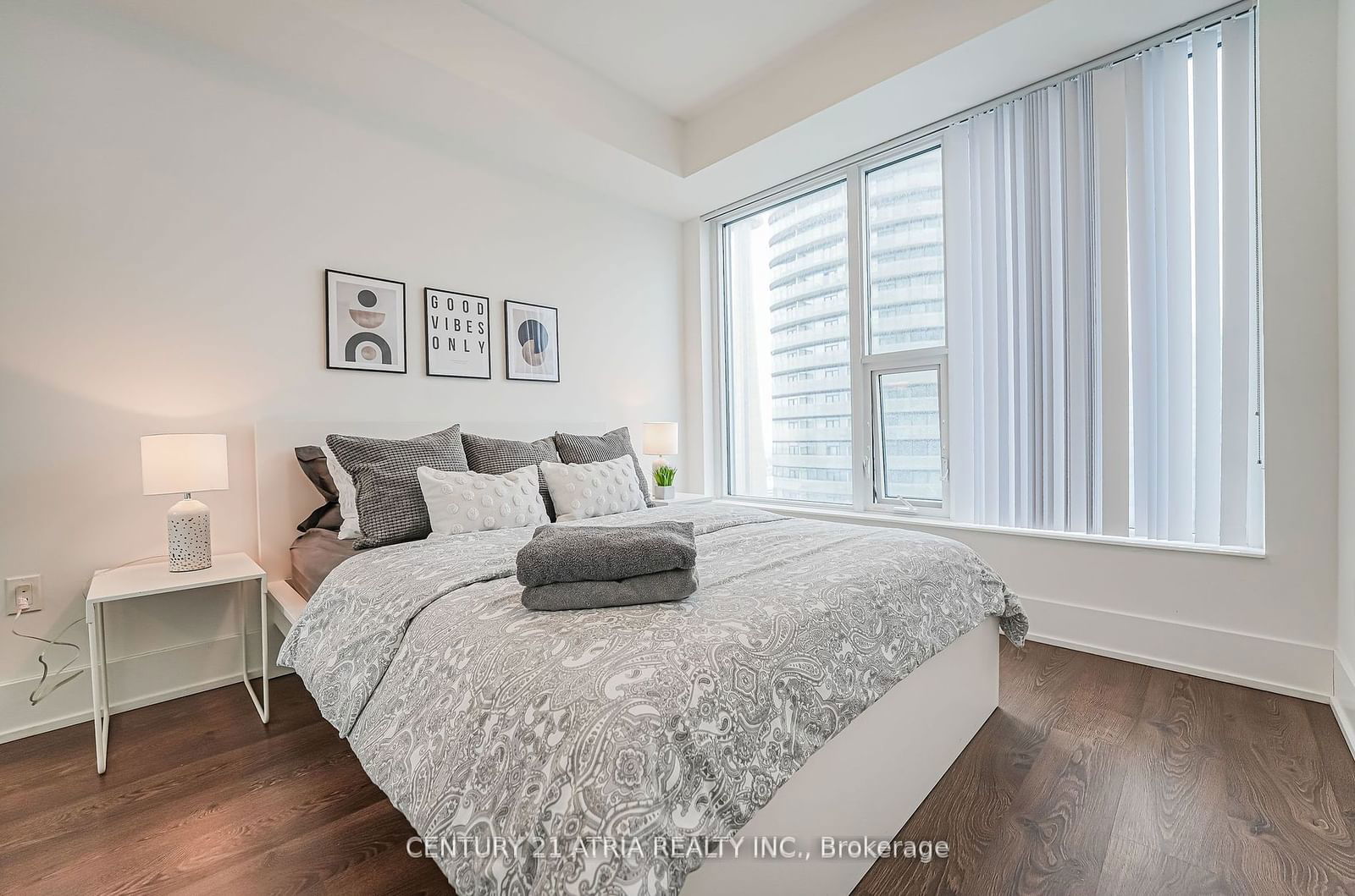 10 York St, unit 4602 for rent