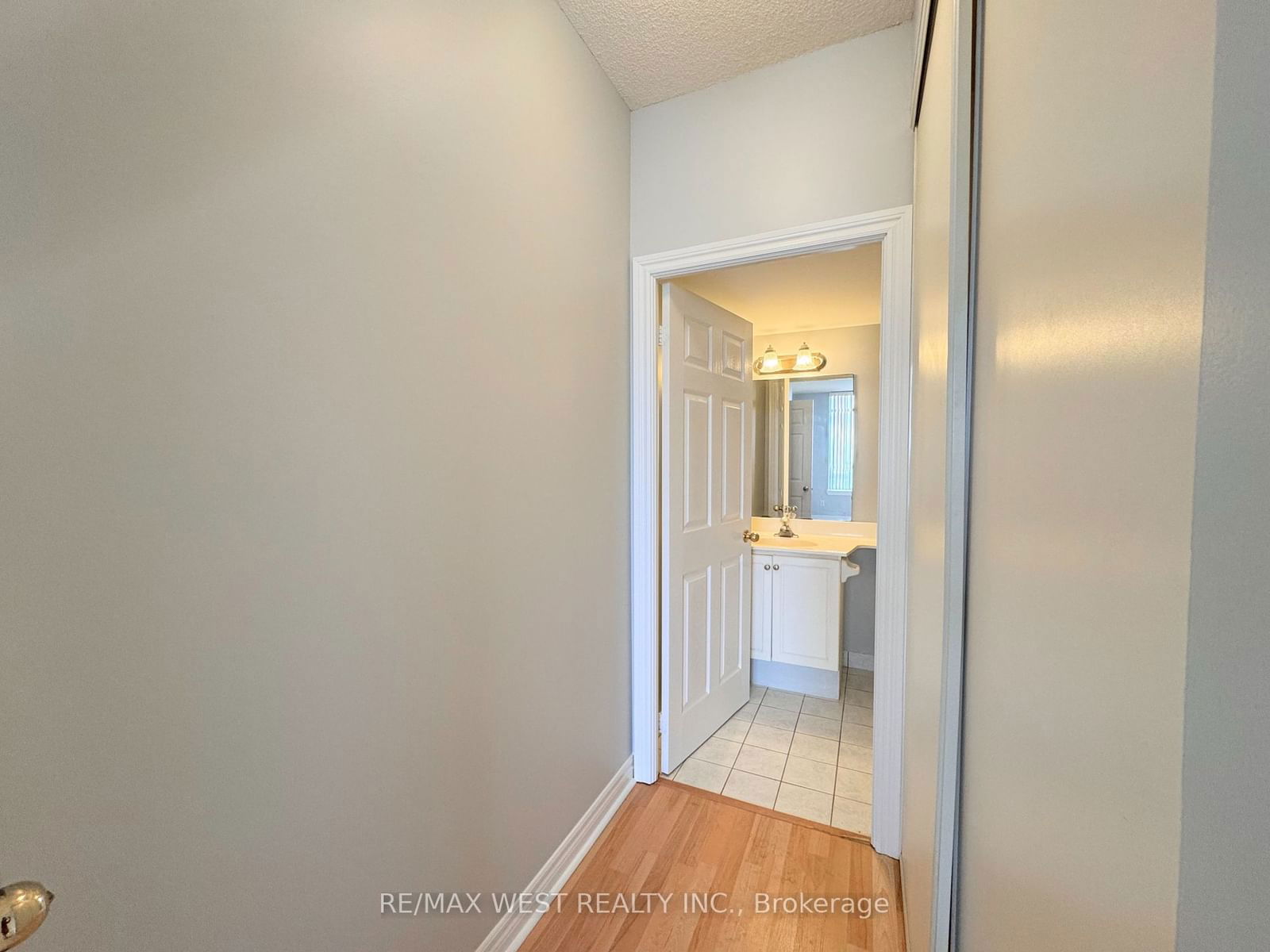 1700 Eglinton Ave E, unit PH7 for sale