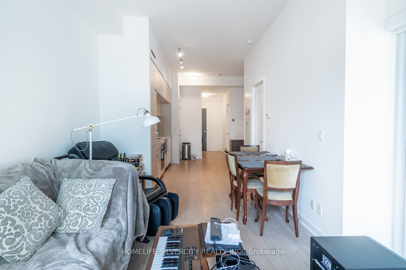 88 Scott St N, unit 1504 for sale