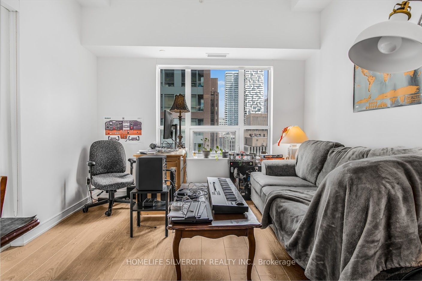 88 Scott St N, unit 1504 for sale