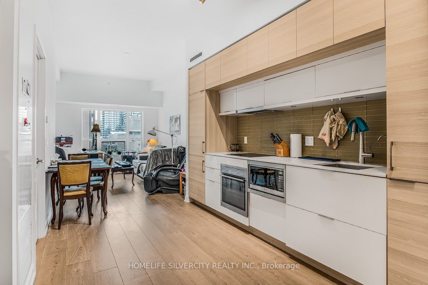 88 Scott St N, unit 1504 for sale