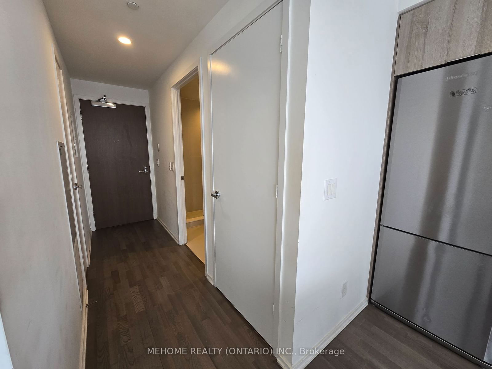 1 Bloor St E, unit #3802 for rent