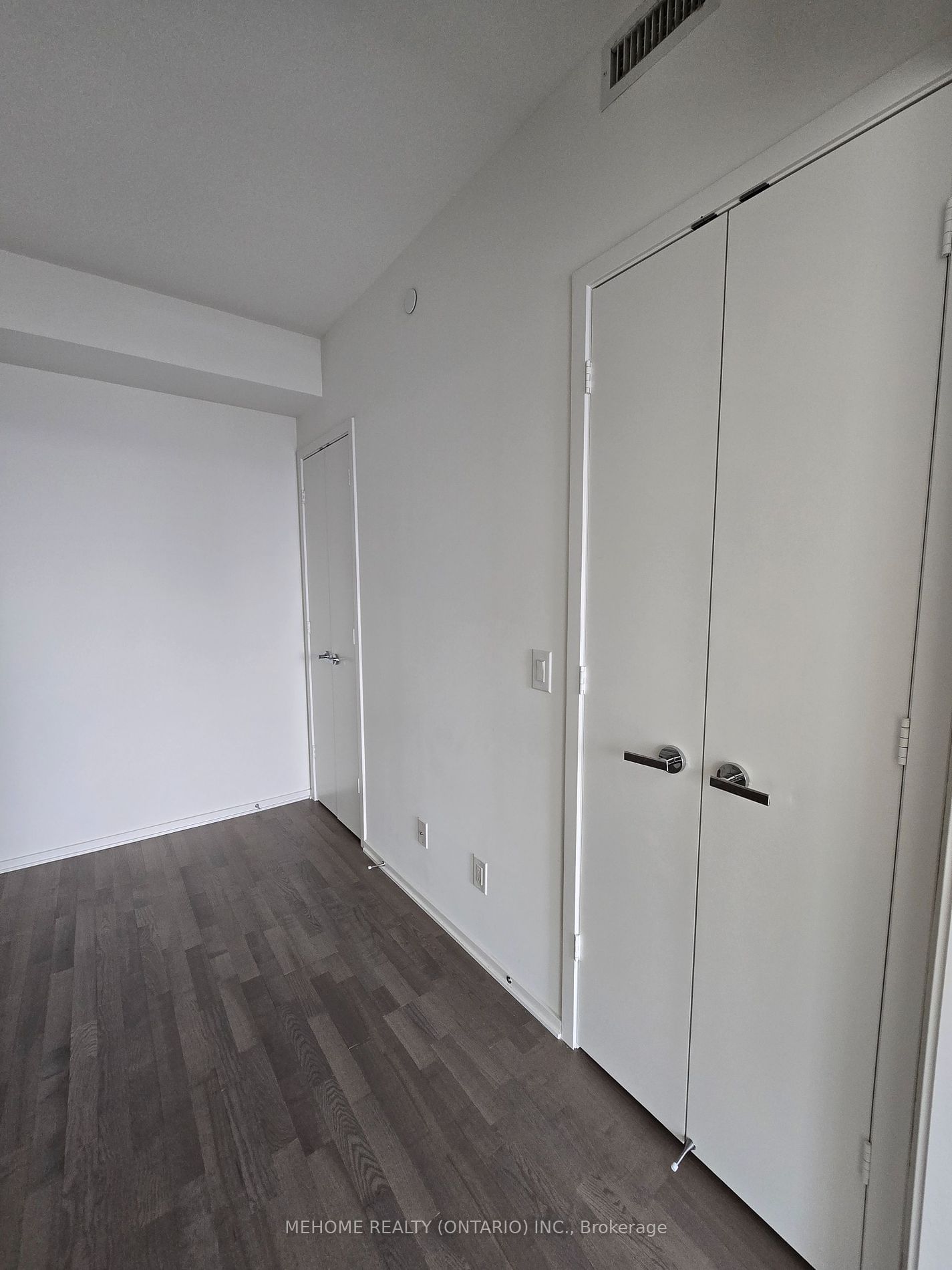 1 Bloor St E, unit #3802 for rent