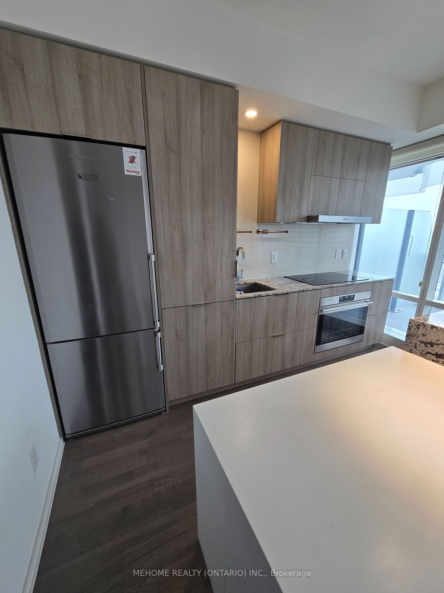 1 Bloor St E, unit #3802 for rent