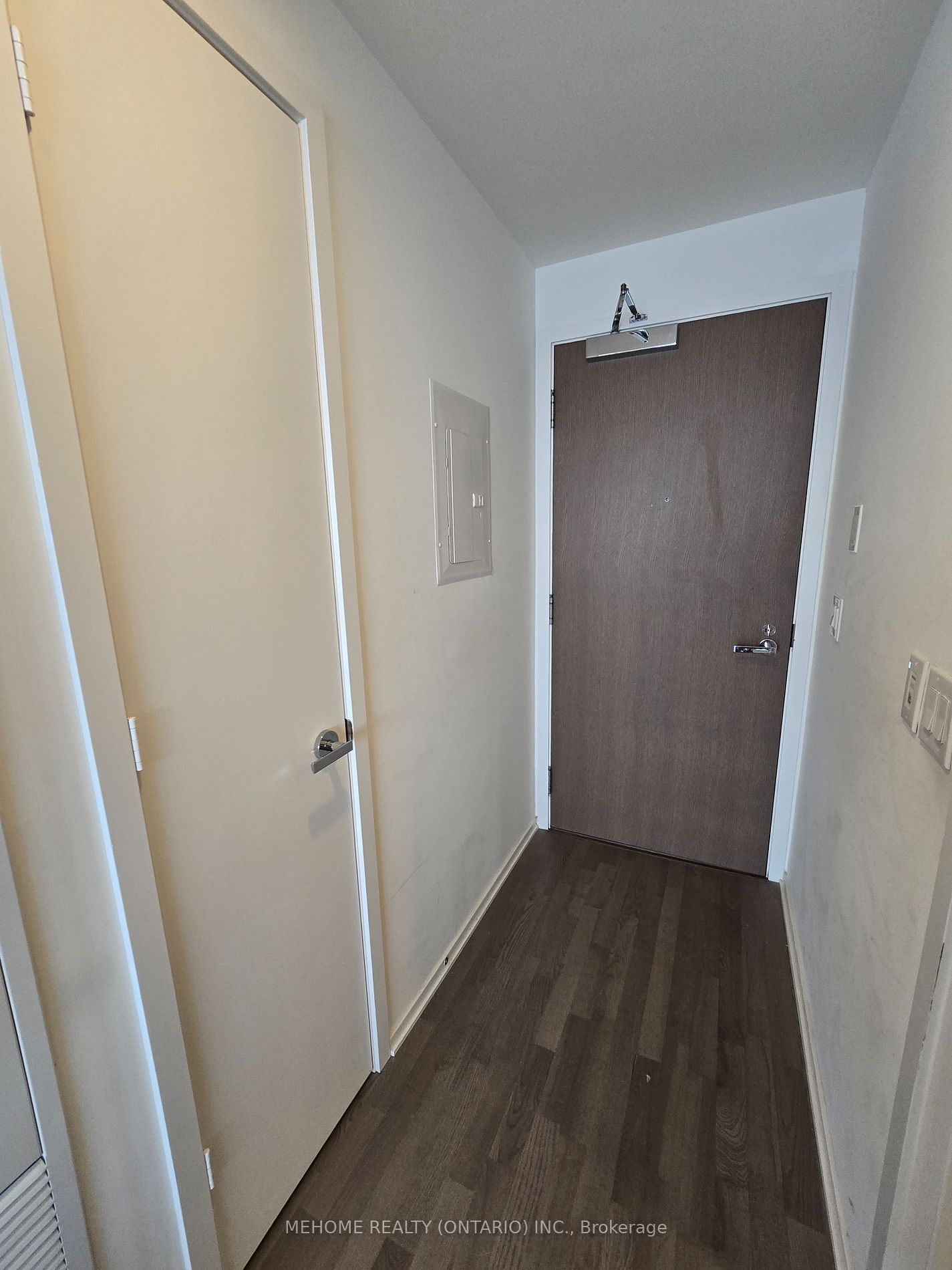 1 Bloor St E, unit #3802 for rent