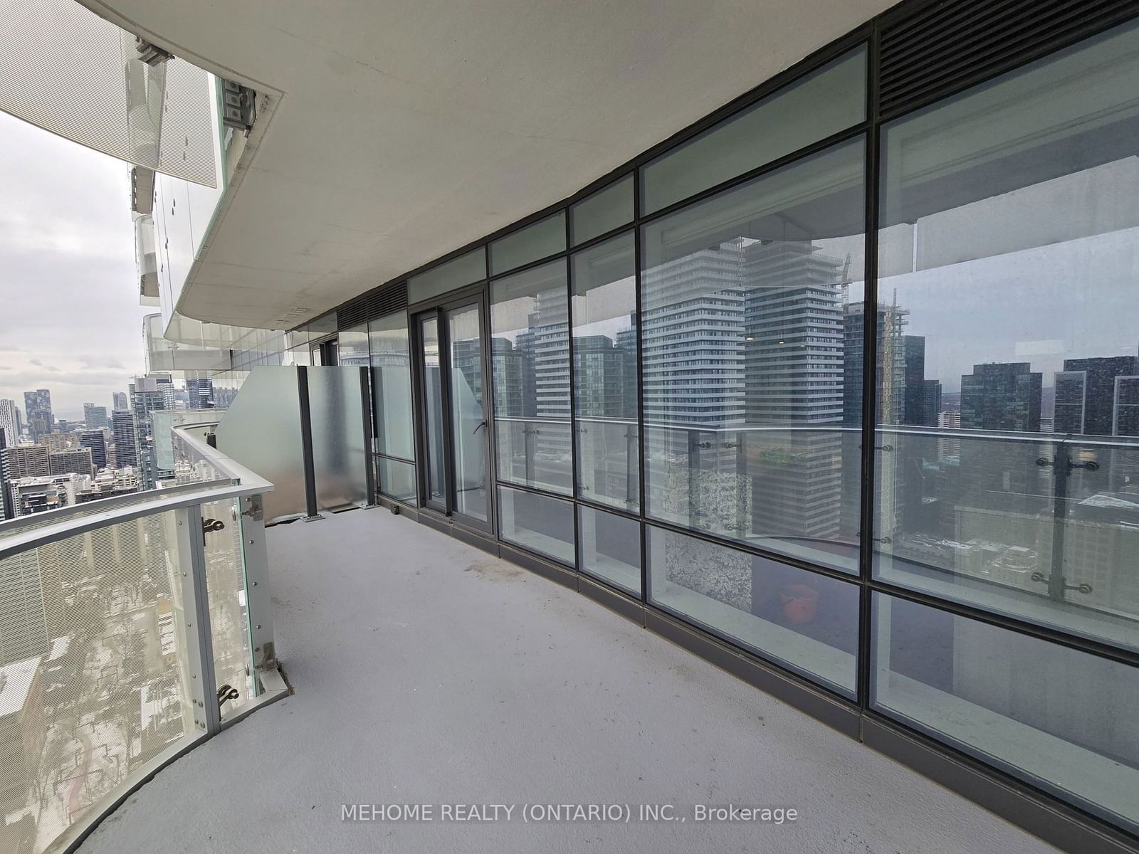 1 Bloor St E, unit #3802 for rent