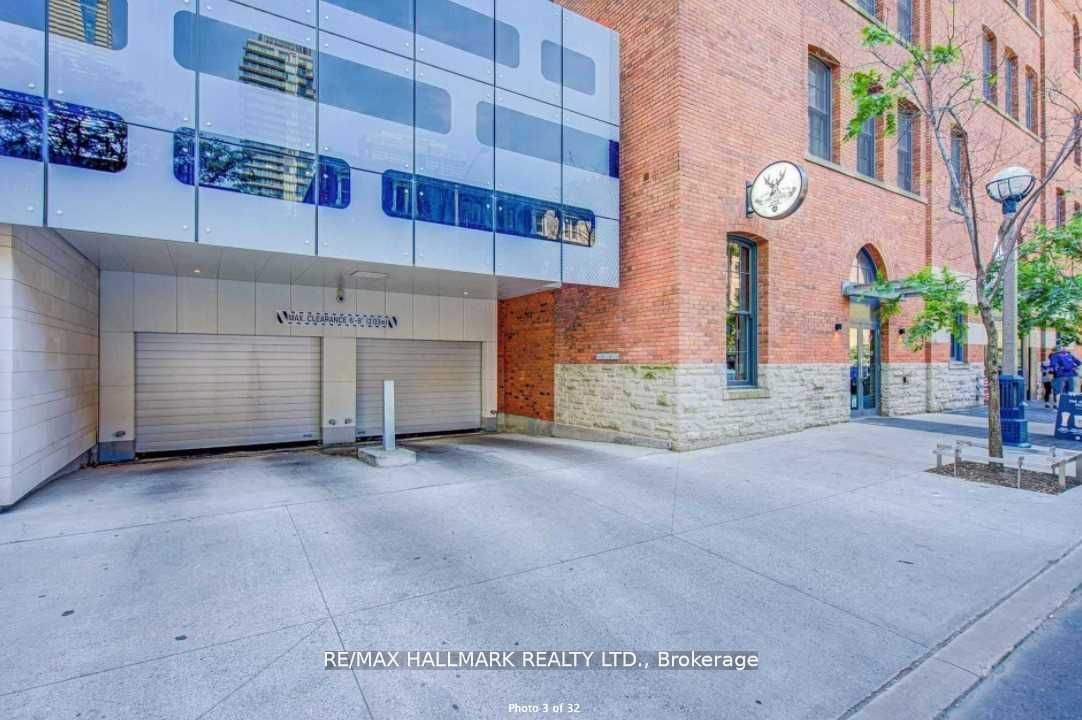 5 St Joseph St, unit 2601 for rent