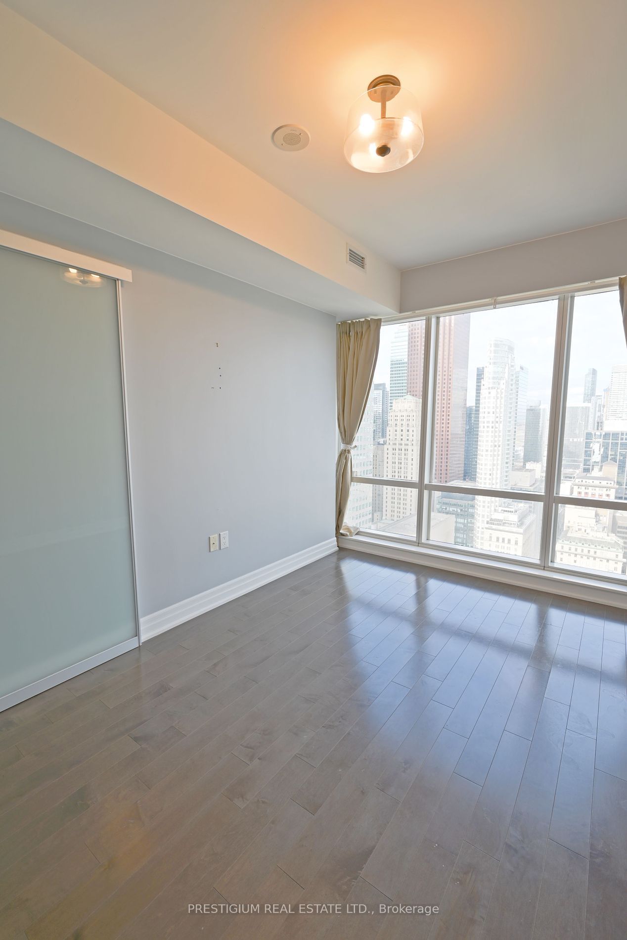 8 The Esplanade, unit 4206 for rent