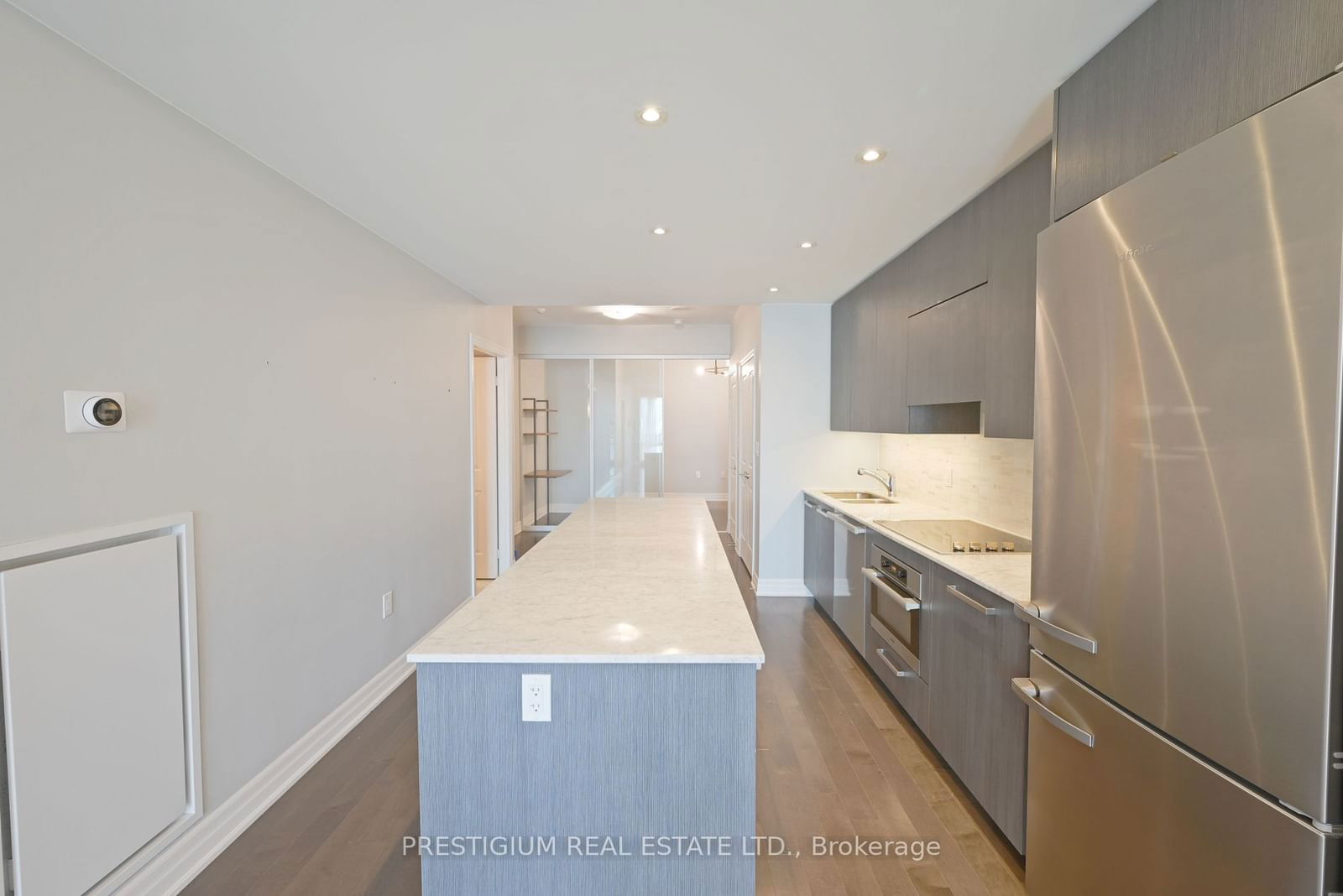 8 The Esplanade, unit 4206 for rent