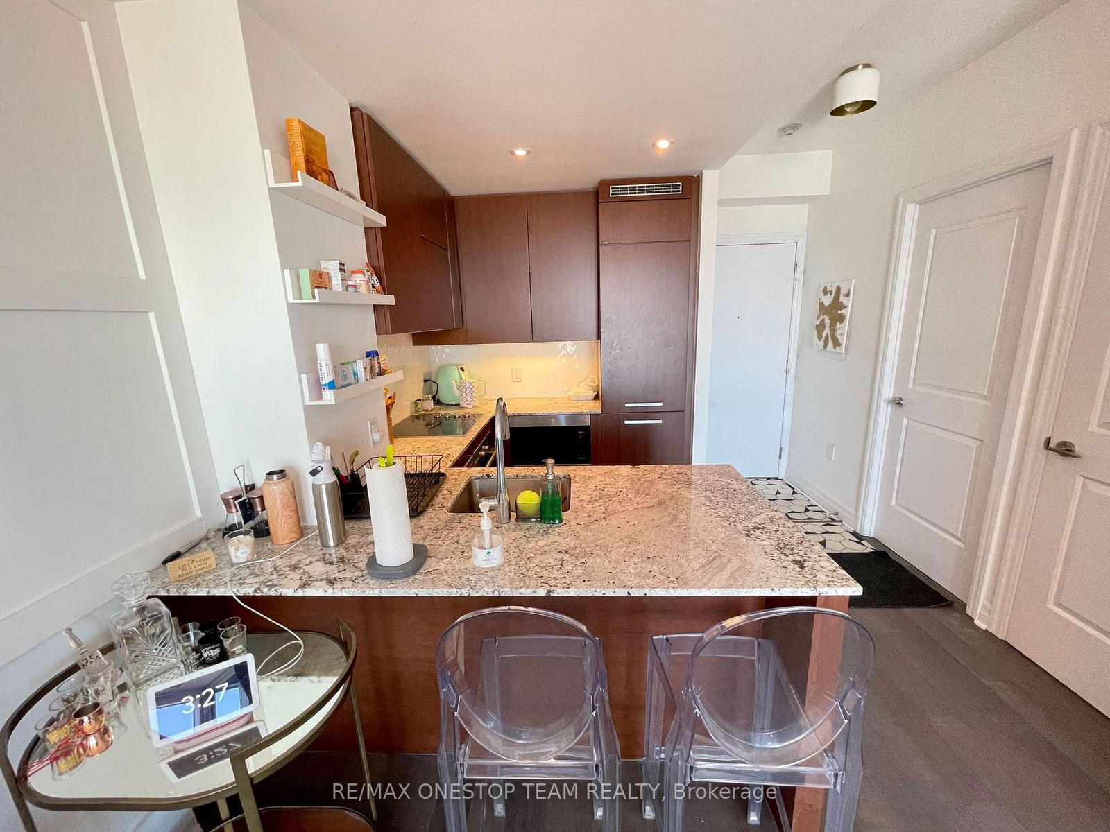 8 The Esplanade, unit 5209 for rent