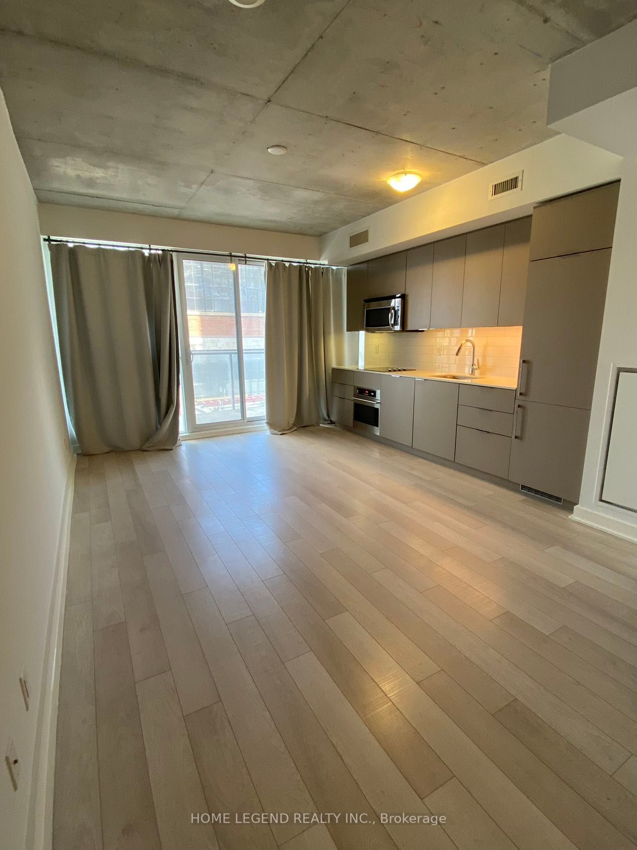 5 Hanna Ave, unit 203 for rent