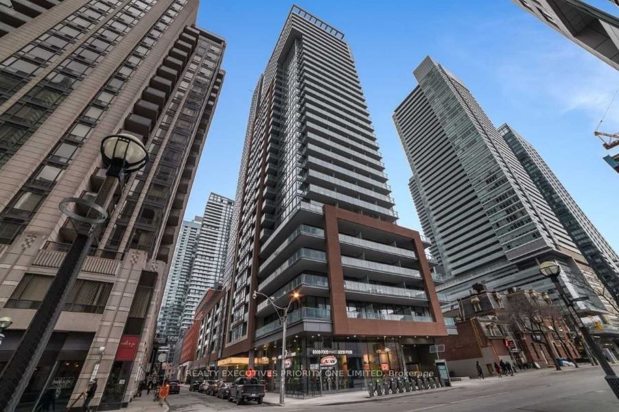 8 Mercer St, unit 1110 for rent