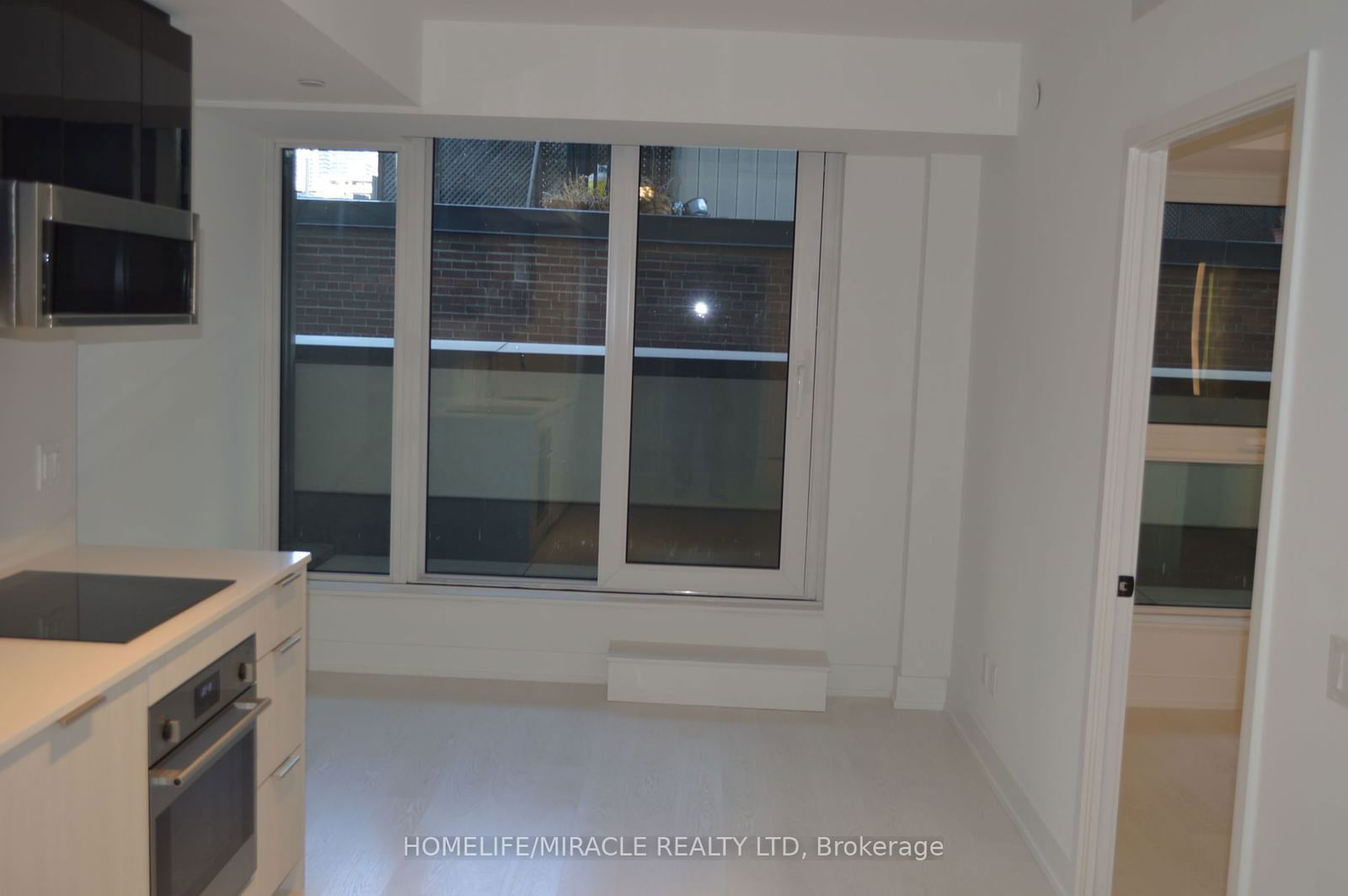 308 Jarvis St N, unit 307 for rent