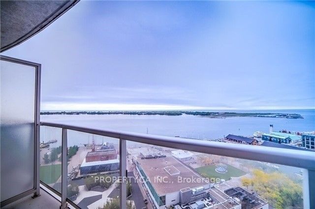 218 Queens Quay W, unit 2110 for rent