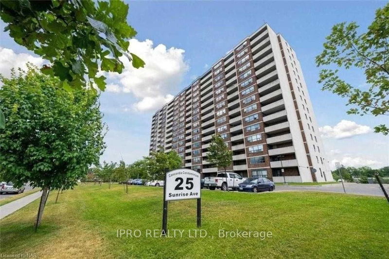 25 Sunrise Ave, unit 403 for sale