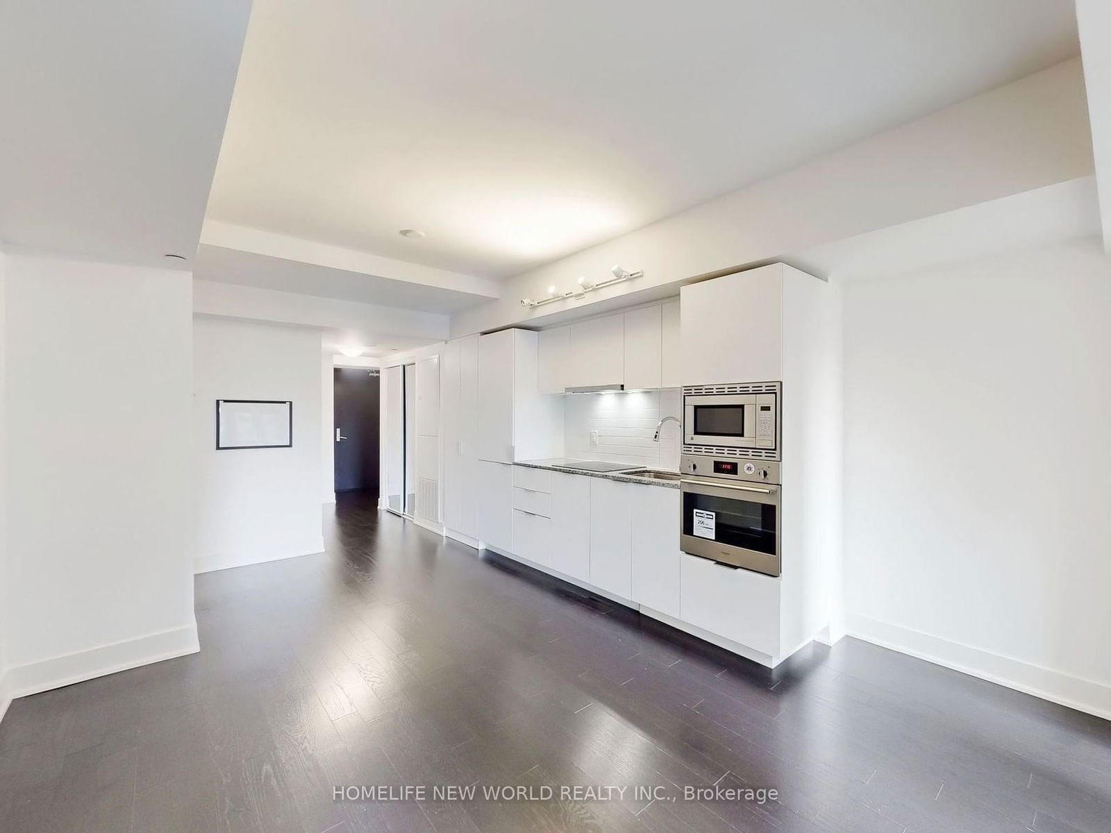 955 Bay St, unit 723 for sale