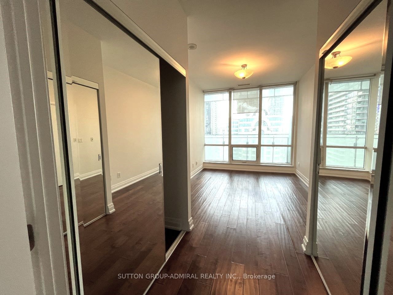 80 John St, unit 1904 for rent