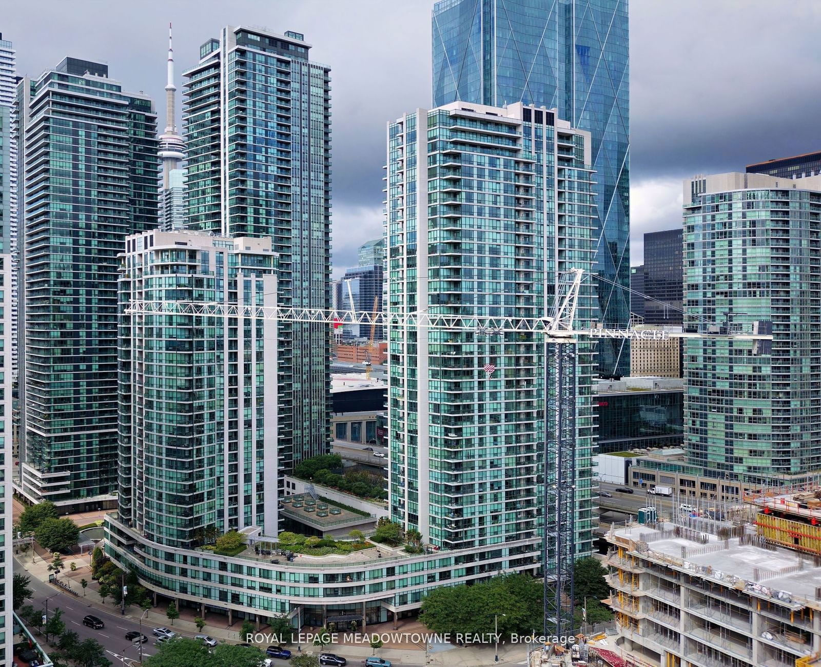 Pinnacle Centre, Downtown, Toronto