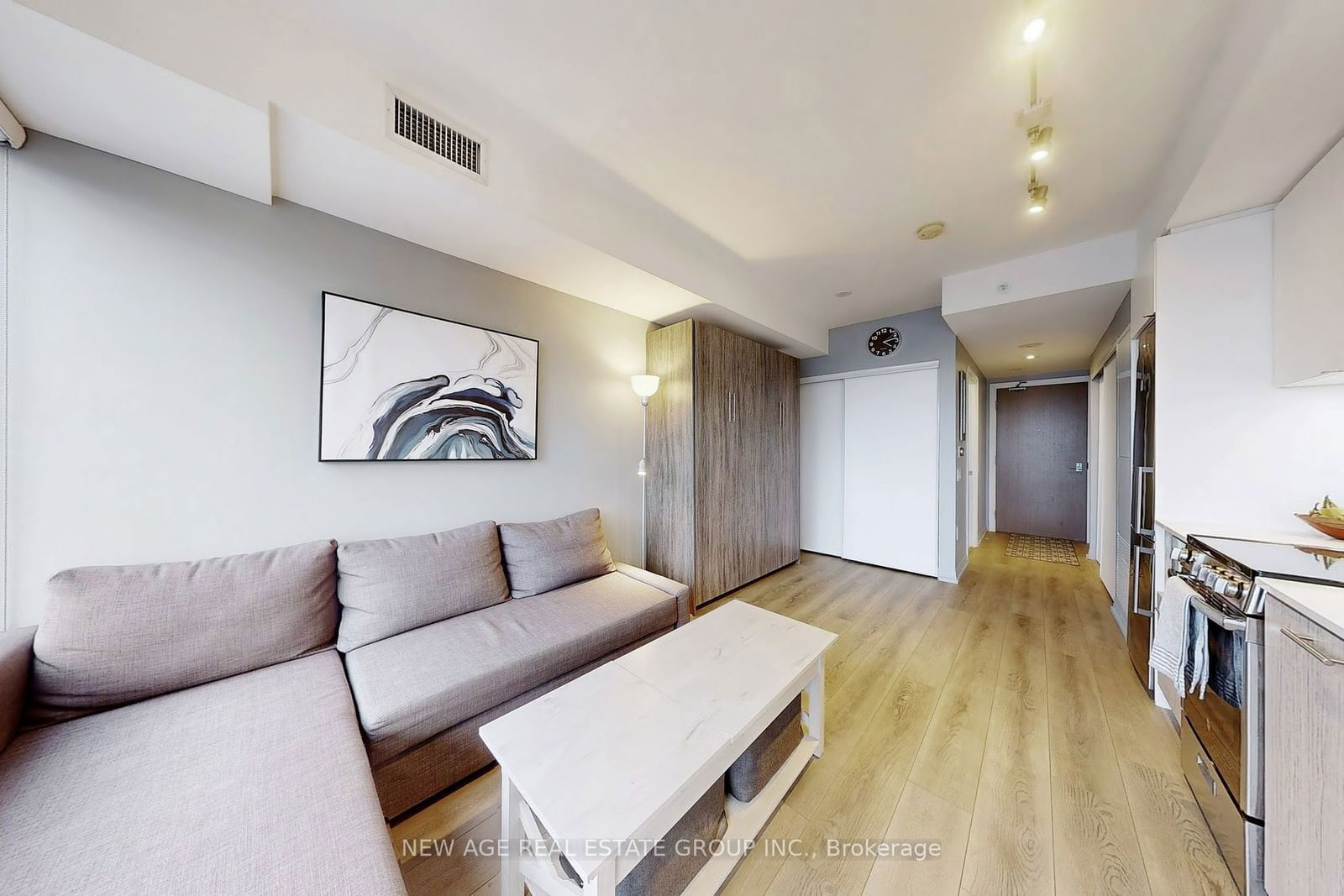 251 Jarvis St E, unit 4807 for sale