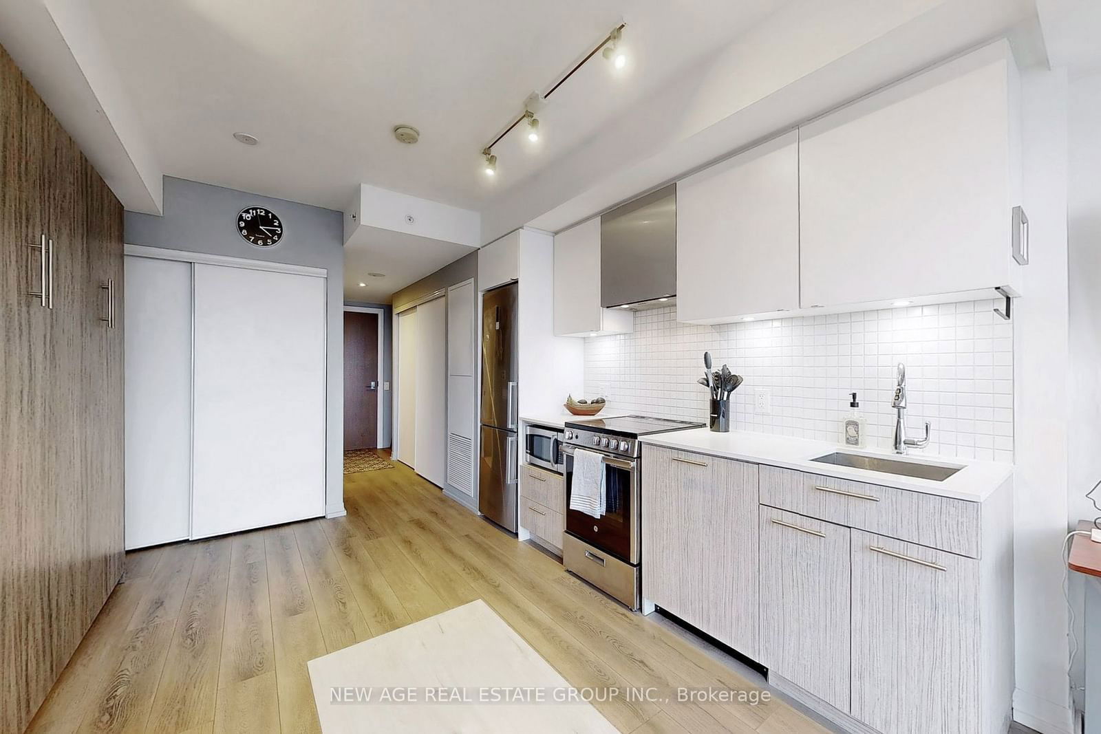 251 Jarvis St E, unit 4807 for sale