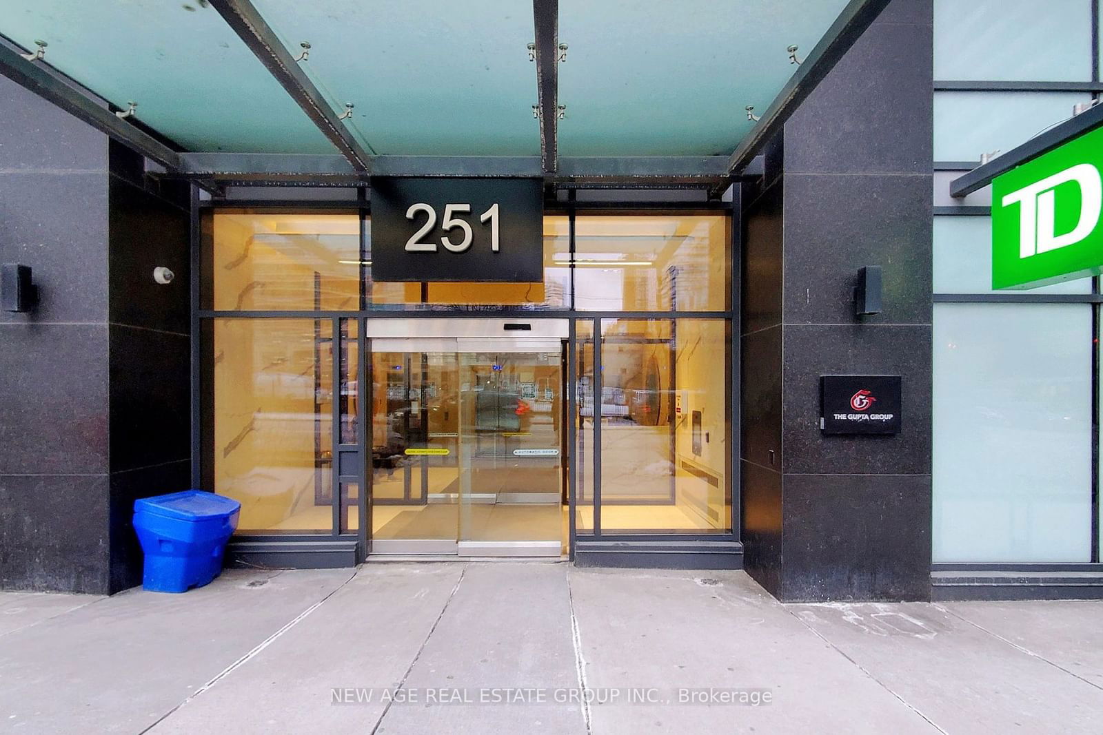 251 Jarvis St E, unit 4807 for sale