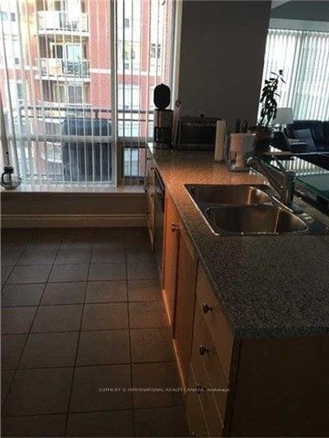 500 Queens Quay, unit 510W for rent