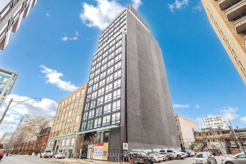 458 Richmond St W, unit 1702 for sale