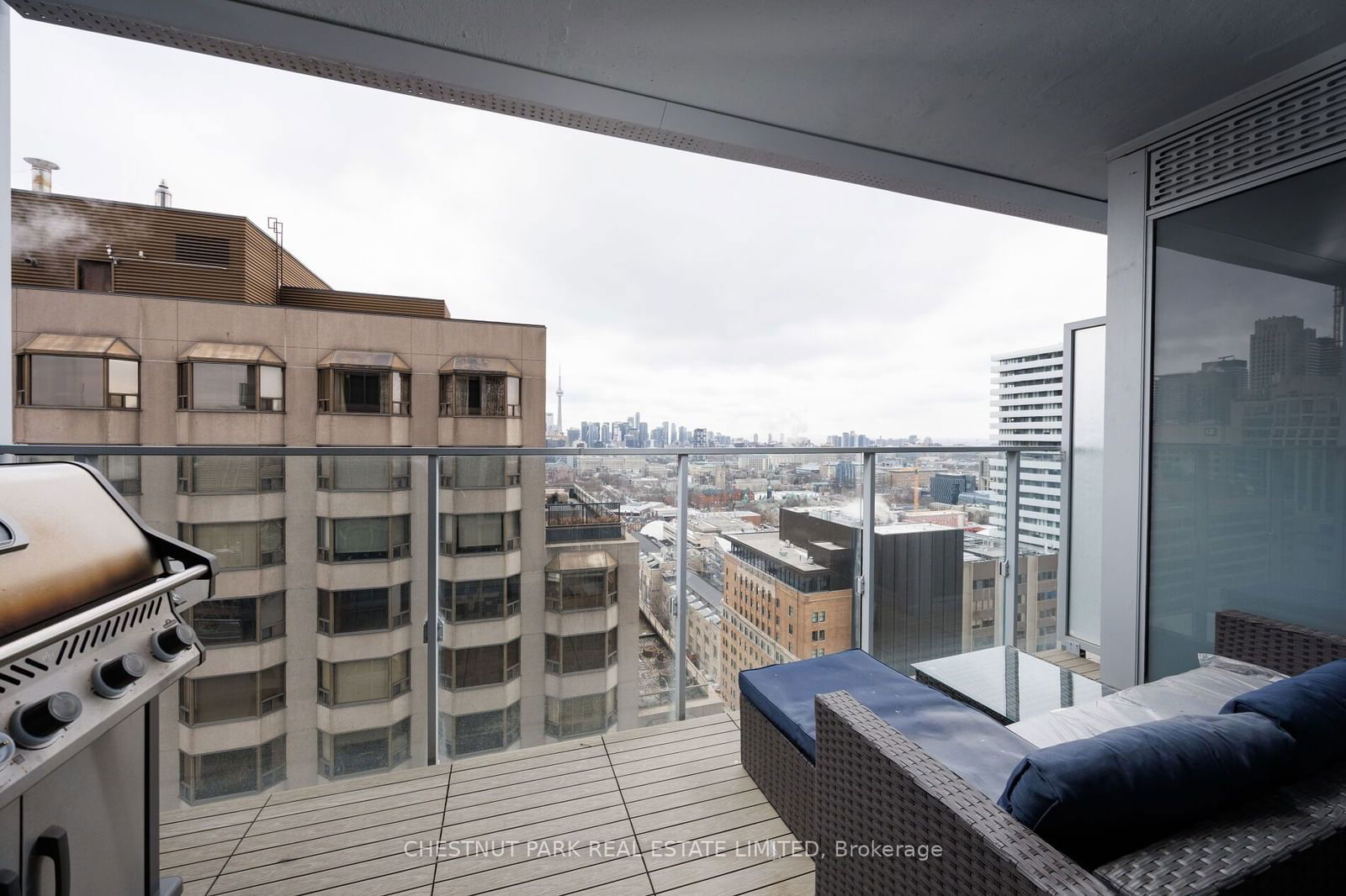 200 Cumberland St, unit 2803 for rent