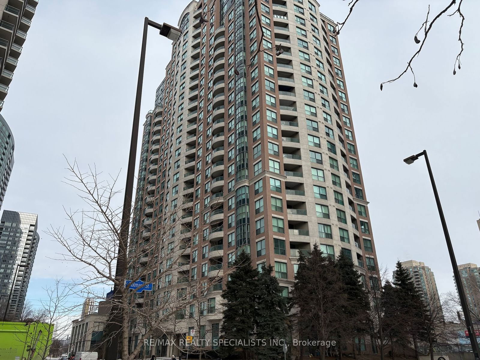 7 Lorraine Dr, unit 1612 for rent