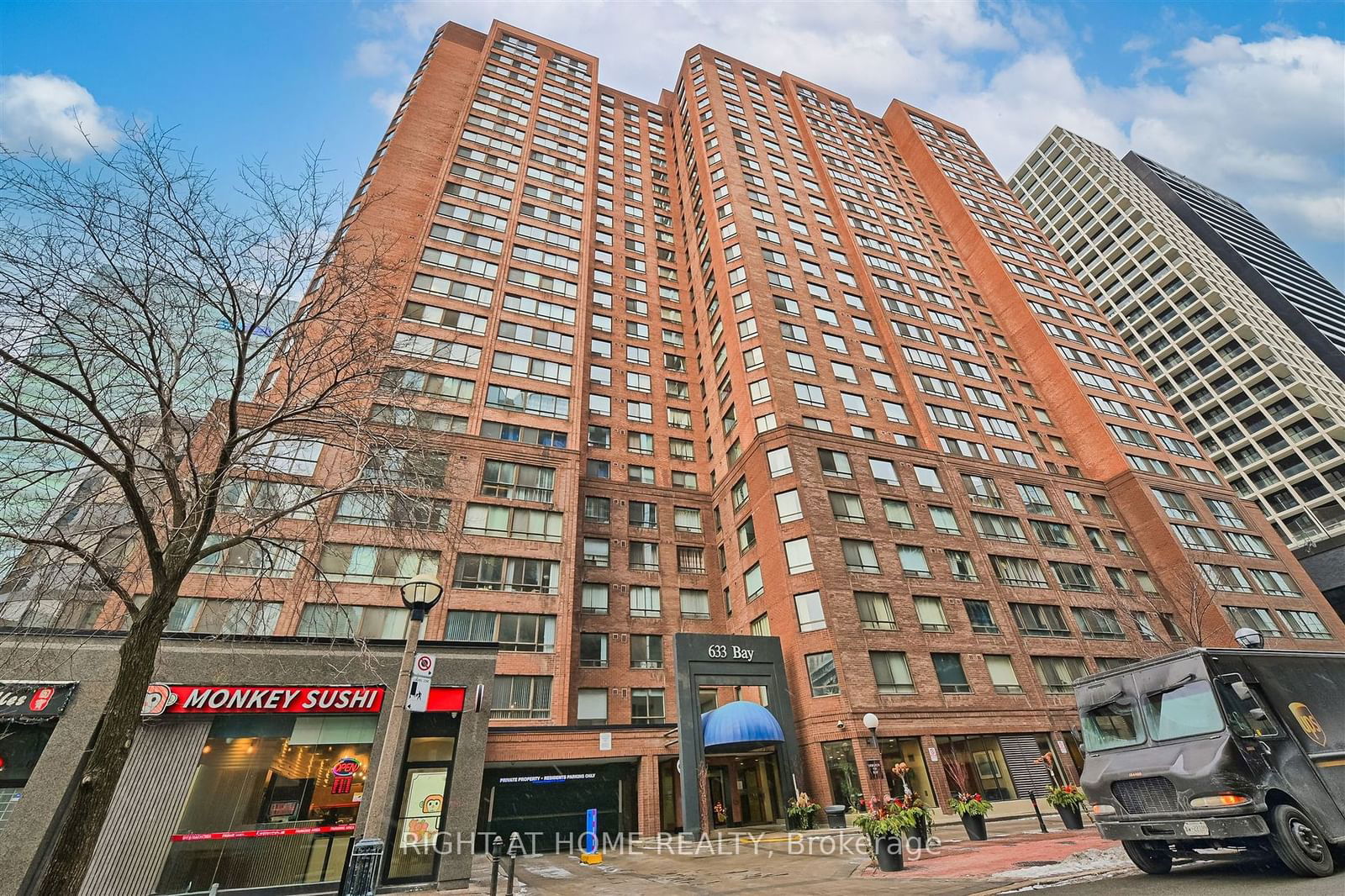 633 Bay St, unit 1615 for sale