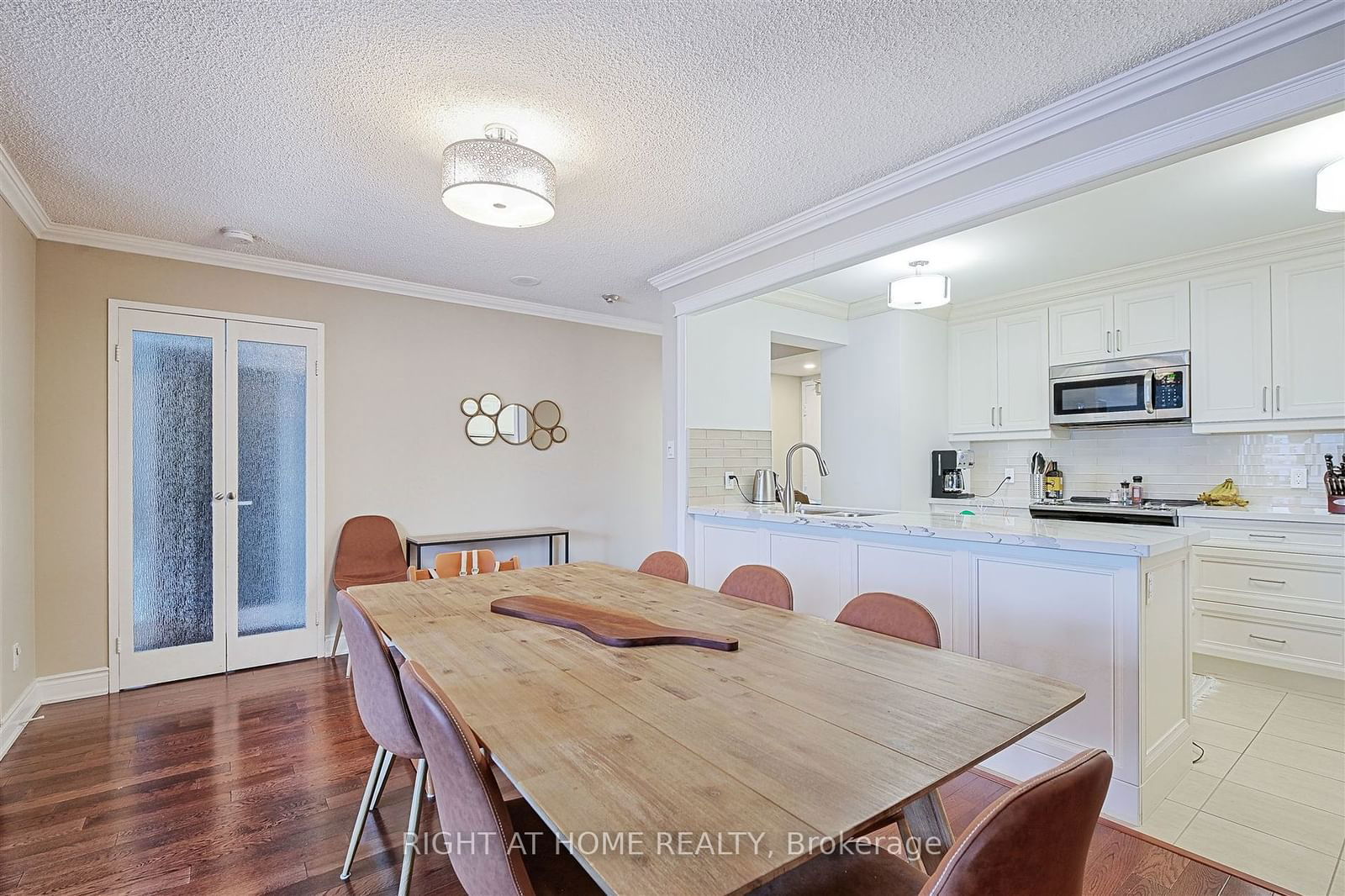 633 Bay St, unit 1615 for sale