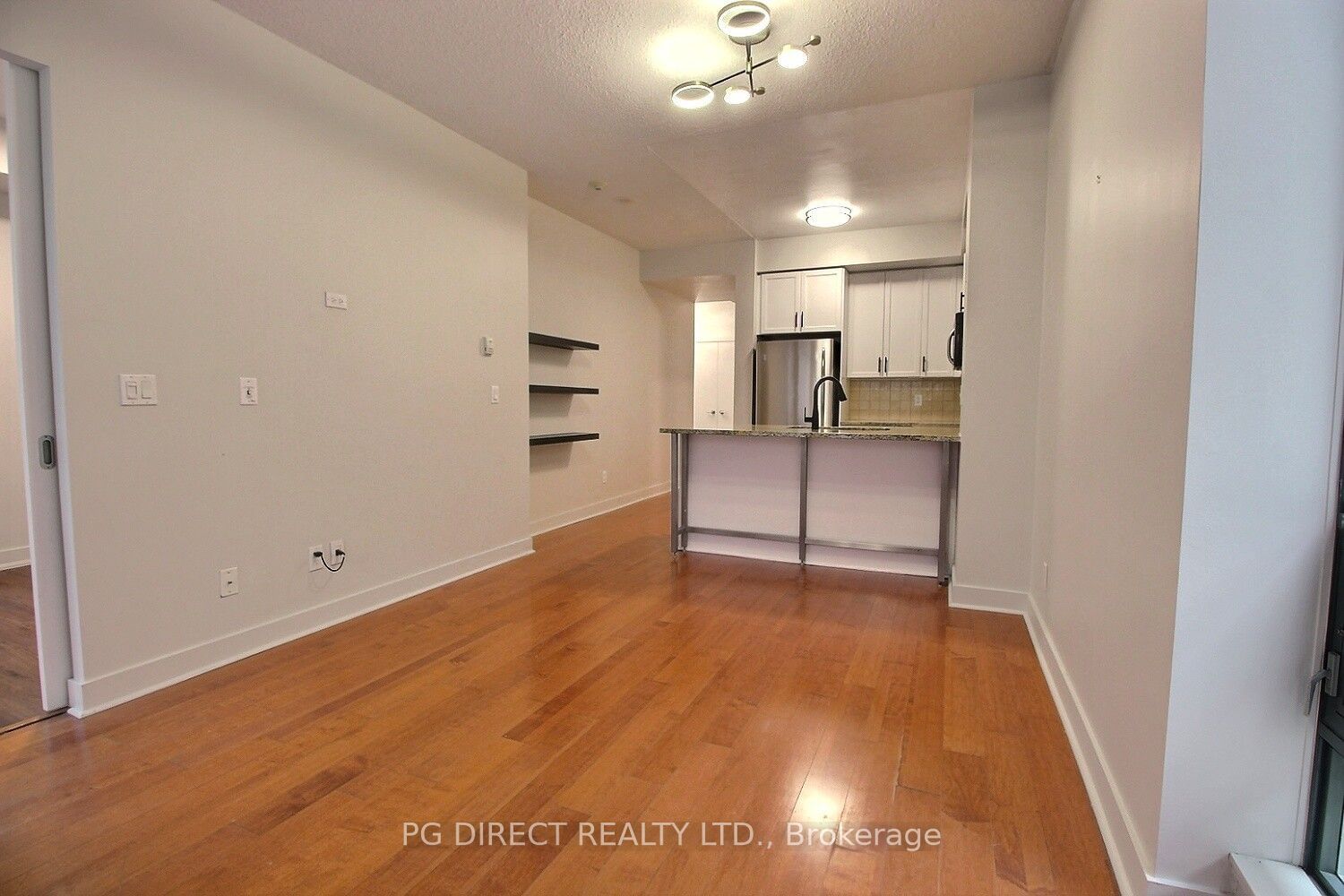 438 King St W, unit 604 for sale