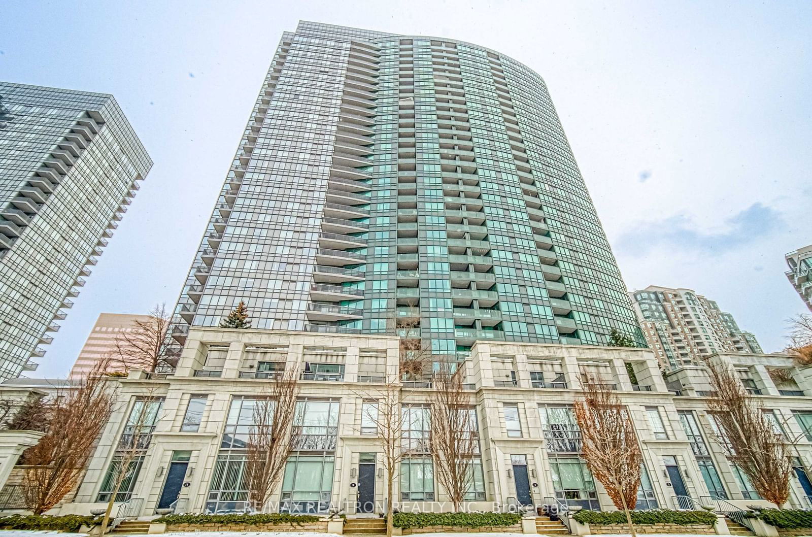 15 Greenview Ave, unit 2503 for sale