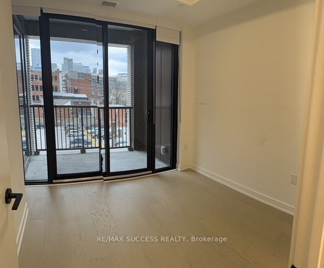 123 Portland St, unit 308 for rent