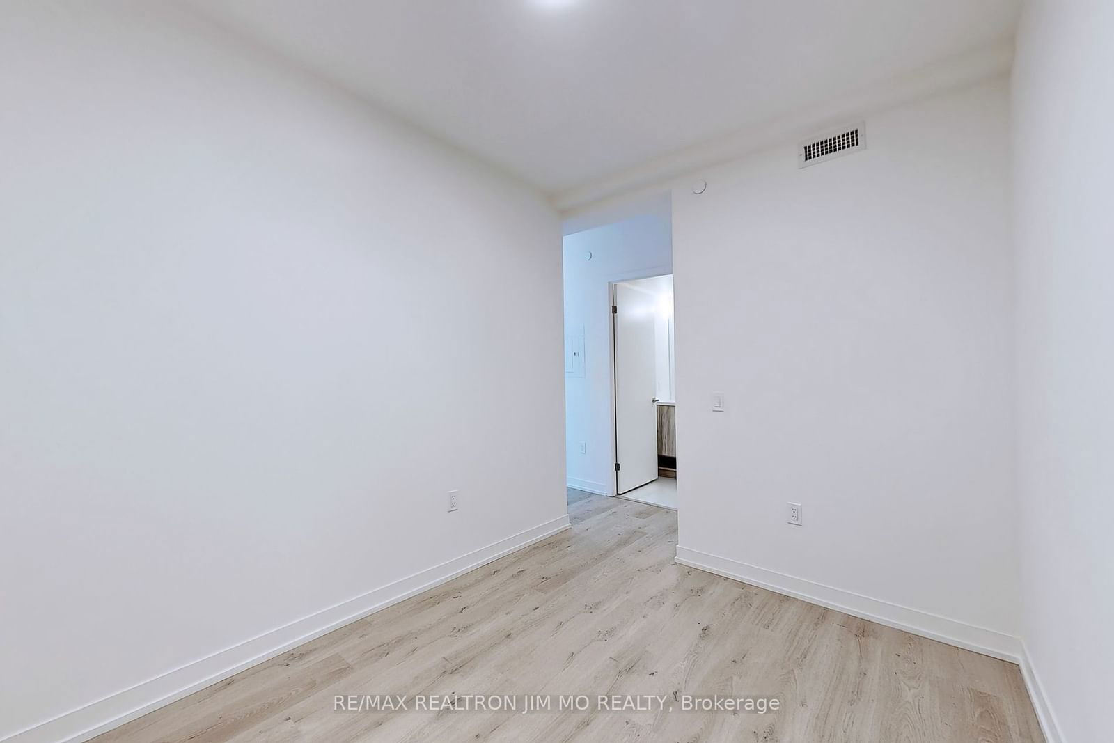 138 Downes St, unit 5107 for rent